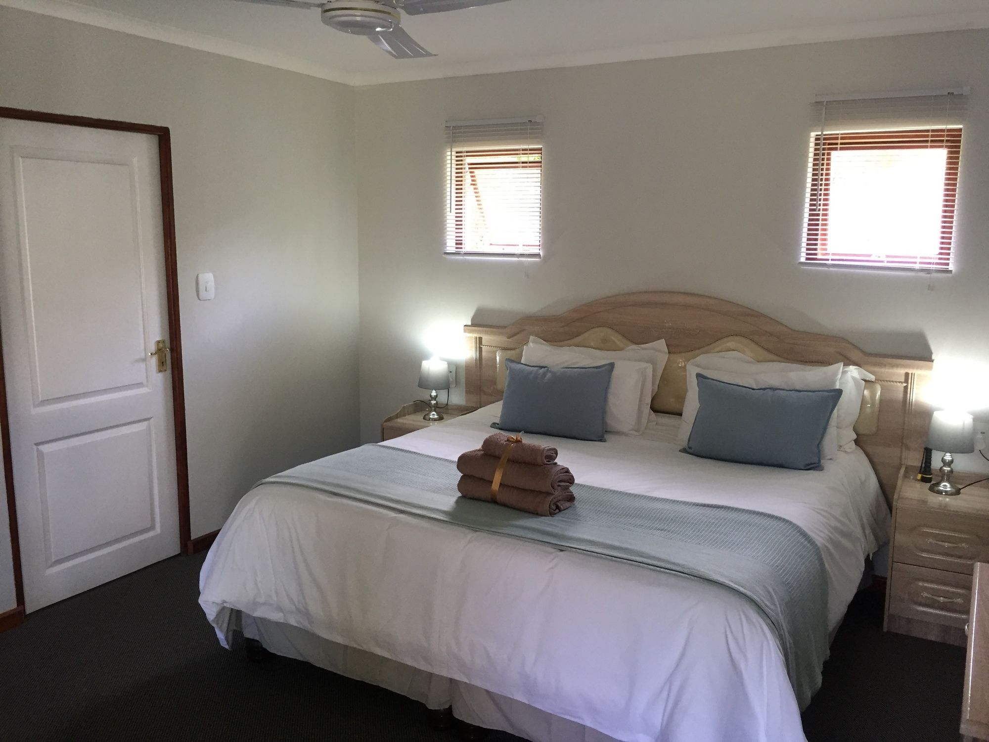 The Village Lodge Stormsrivier Exterior photo